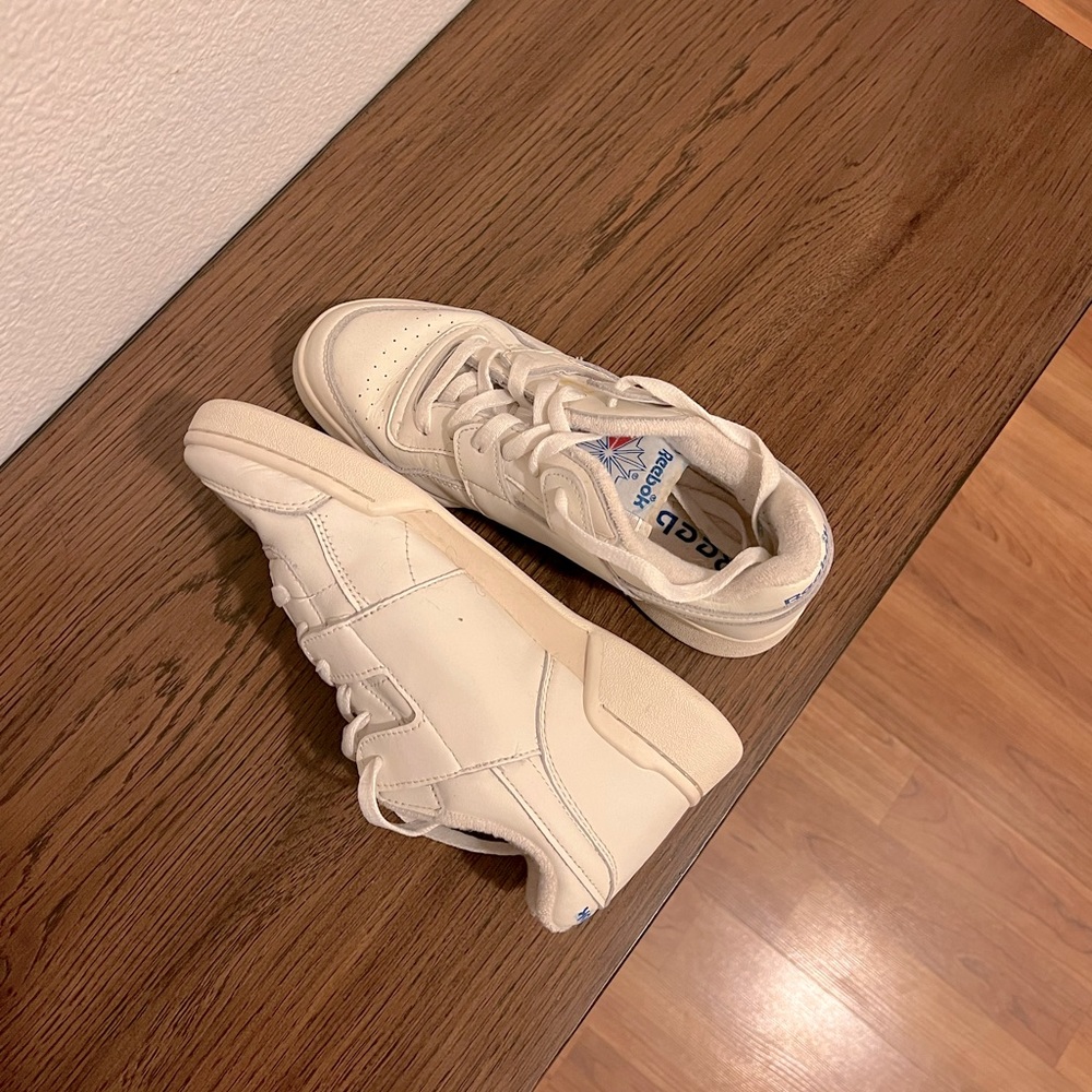 Reebok 1987 Workout Plus tennis shoes - Picture 6 of 9